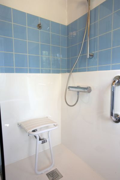 Cost of Elderly Shower Installation in New Baltimore